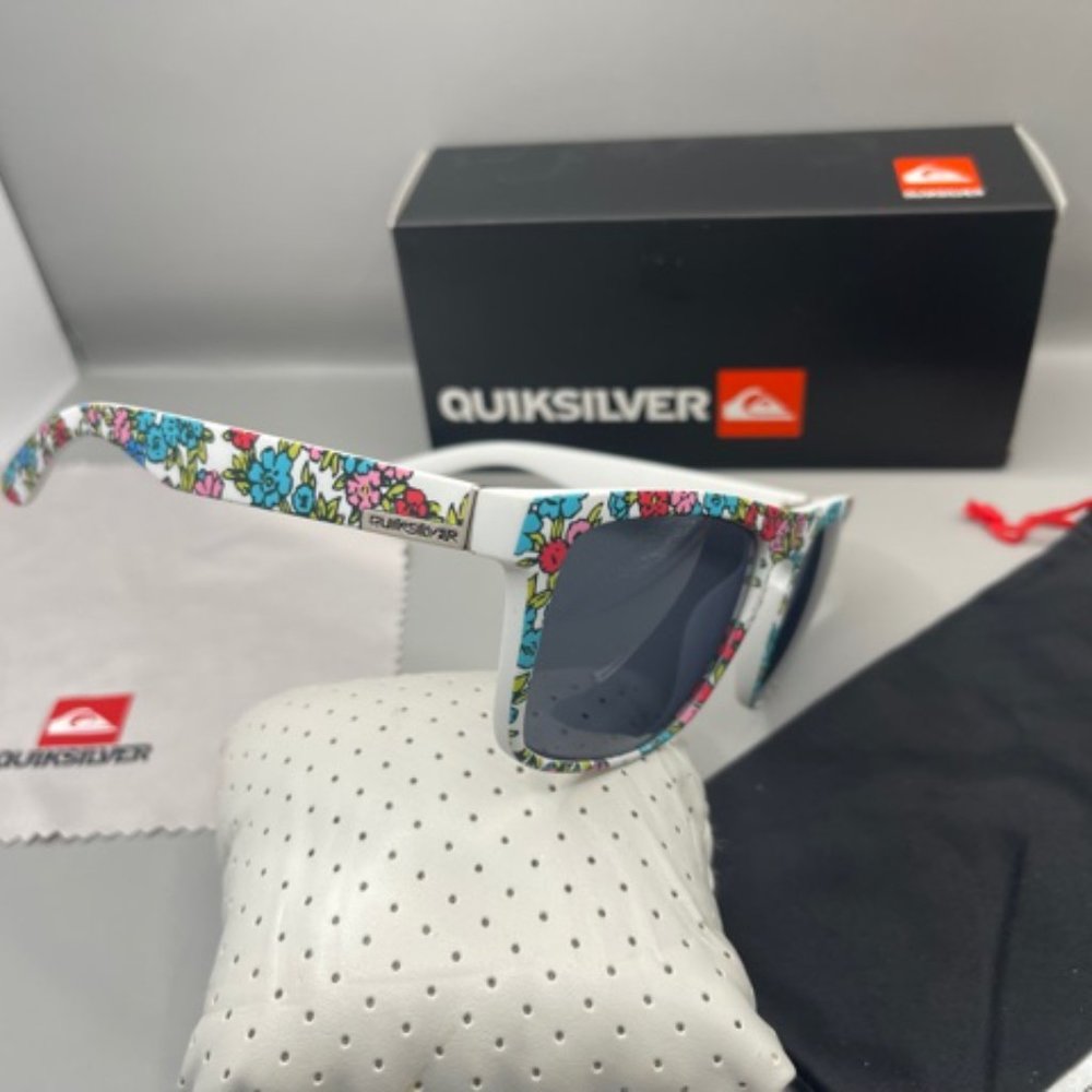 TWO New Quiksilver Sunglass Set - Picture 8 of 9